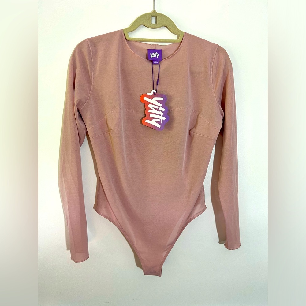 NWT Yitty MeshMe Smoothing Sleeved Thong BodySuit, Mauve